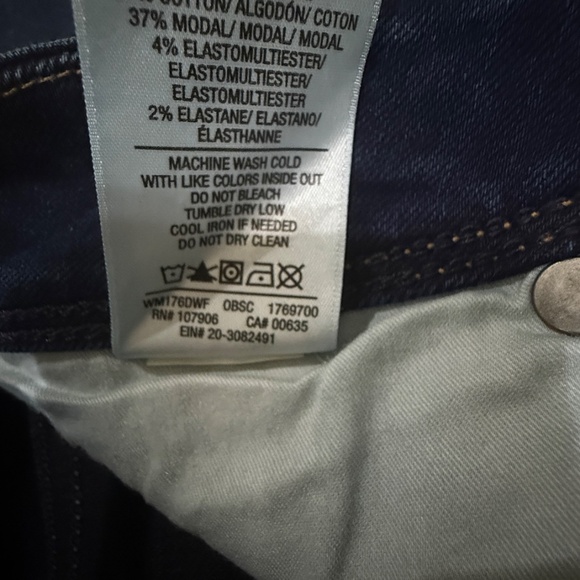 Hudson Beth Mid-Rise Baby Bootcut Jean SZ 29 NWT - Picture 10 of 10